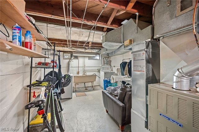 3830 Sherwood Road, South Euclid, OH 44121
