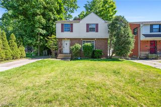 3830 Sherwood Road, South Euclid, OH 44121