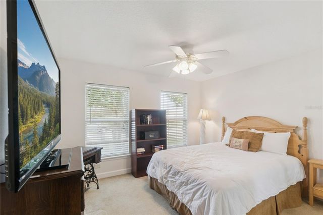 1094 GOLF POINT LOOP, Apopka, FL 32712