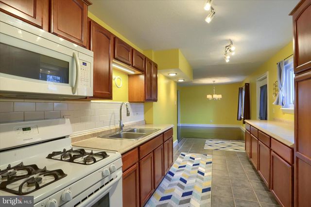 126 BIRCH ST, Middletown, PA 17057