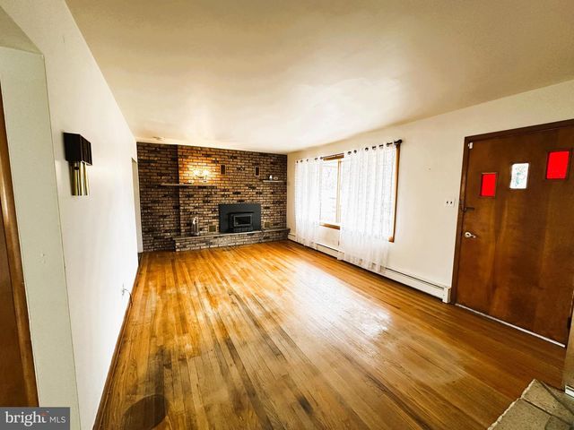 545 MORTON AVE, Rosenhayn, NJ 08352