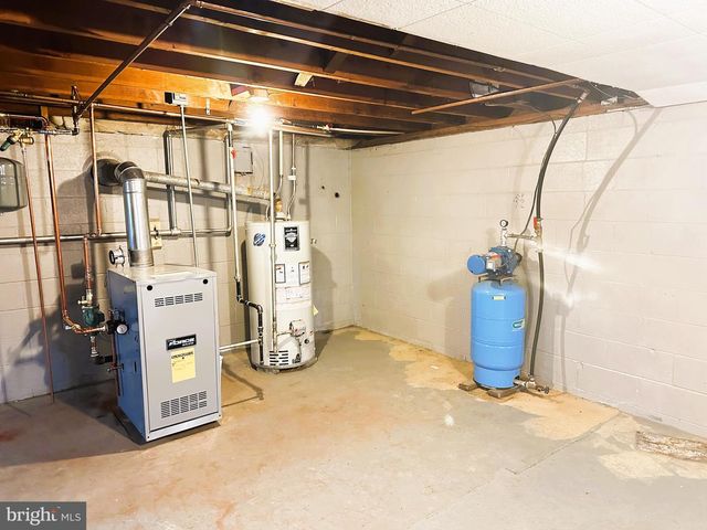 545 MORTON AVE, Rosenhayn, NJ 08352