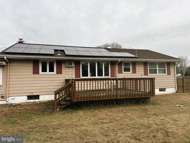 545 MORTON AVE, Rosenhayn, NJ 08352