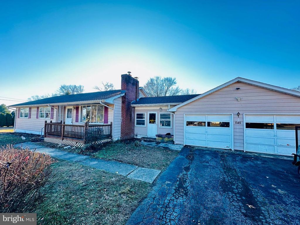 545 MORTON AVE, Rosenhayn, NJ 08352