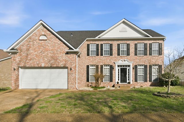 1005 Valley Cove Ct, Nashville, TN 37221