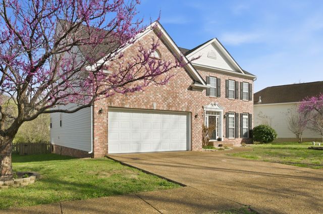 1005 Valley Cove Ct, Nashville, TN 37221