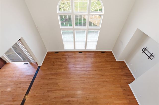 1005 Valley Cove Ct, Nashville, TN 37221