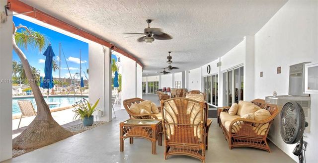 2731 NE 14th St Cswy 335, Pompano Beach, FL 33062