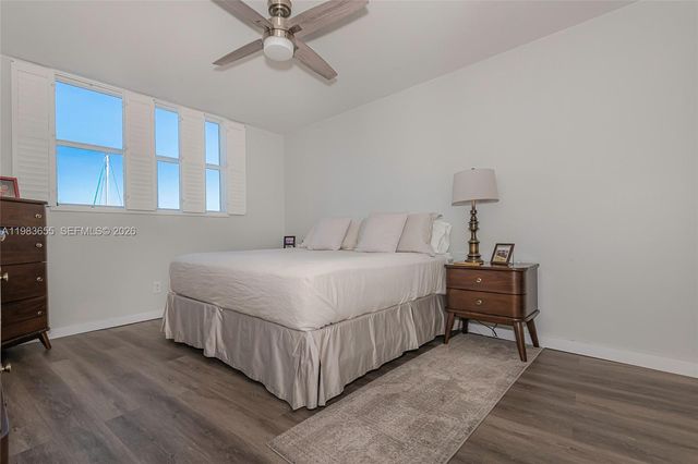 2731 NE 14th St Cswy 335, Pompano Beach, FL 33062