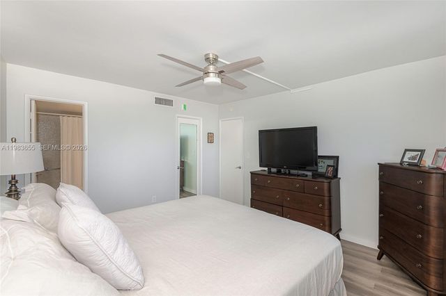 2731 NE 14th St Cswy 335, Pompano Beach, FL 33062