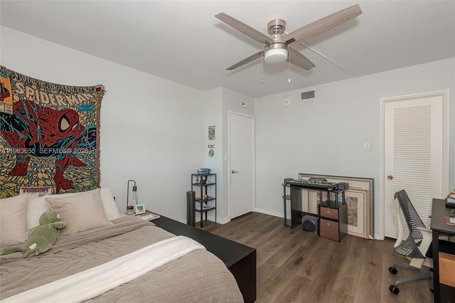 2731 NE 14th St Cswy 335, Pompano Beach, FL 33062