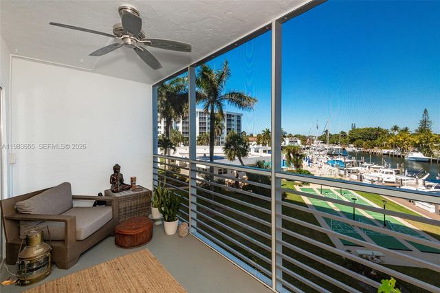 2731 NE 14th St Cswy 335, Pompano Beach, FL 33062