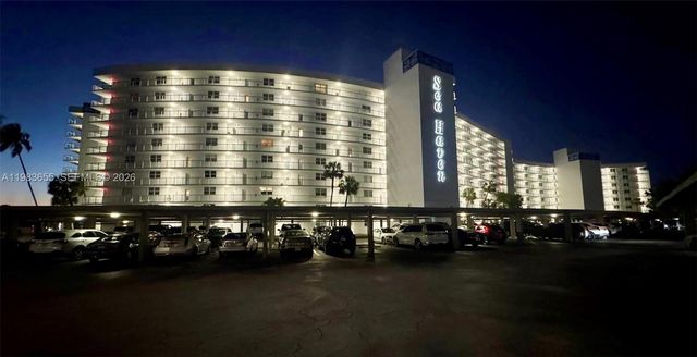 2731 NE 14th St Cswy 335, Pompano Beach, FL 33062