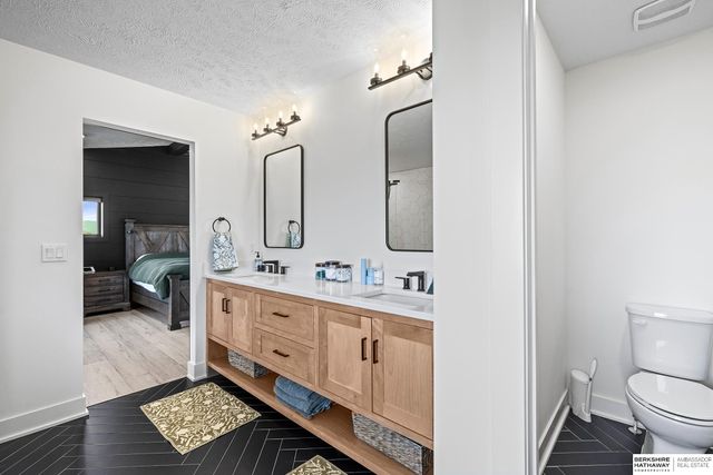 19002 Acorn Drive, Gretna, NE 68028