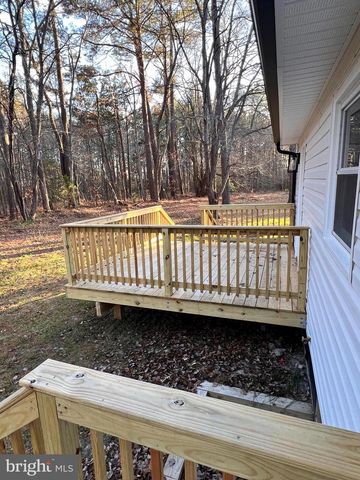 1950 S TIDWELLS RD, Montross, VA 22520