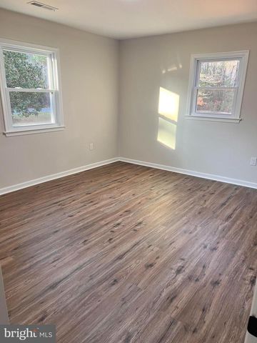 1950 S TIDWELLS RD, Montross, VA 22520