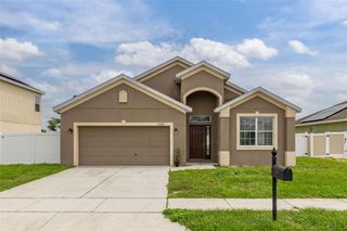 326 HIGHLAND MEADOWS AVENUE, Davenport, FL 33837