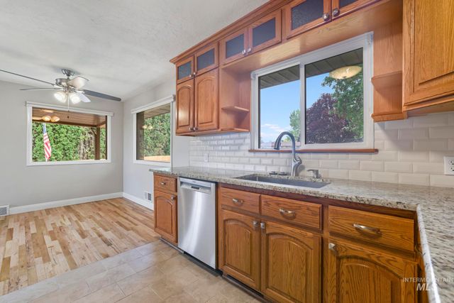 214 E 16th Avenue, Jerome, ID 83338