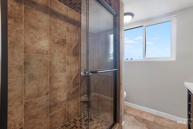 214 E 16th Avenue, Jerome, ID 83338