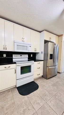 1260 SE 31st Court 102-34, Homestead, FL 33035