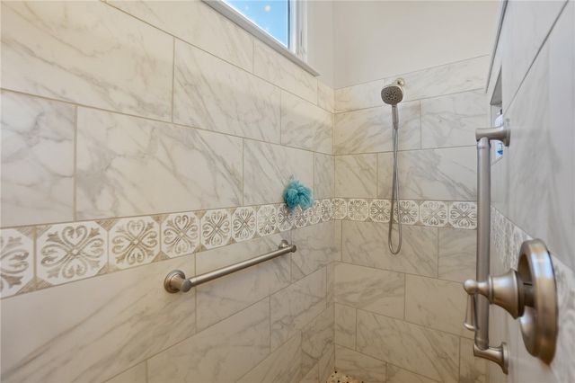 582 Yankee Trace Drive, Centerville, OH 45458