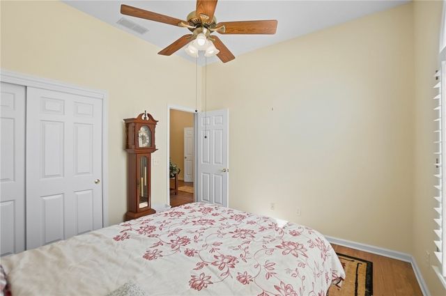 582 Yankee Trace Drive, Centerville, OH 45458