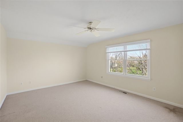 582 Yankee Trace Drive, Centerville, OH 45458