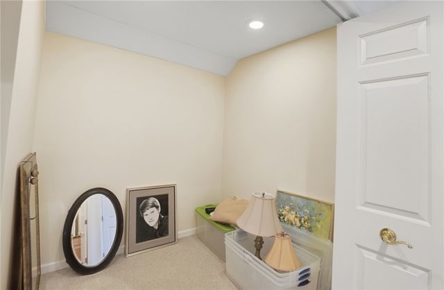 582 Yankee Trace Drive, Centerville, OH 45458