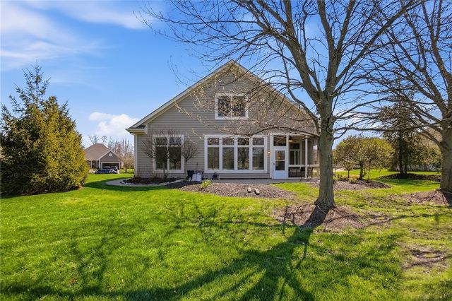 582 Yankee Trace Drive, Centerville, OH 45458