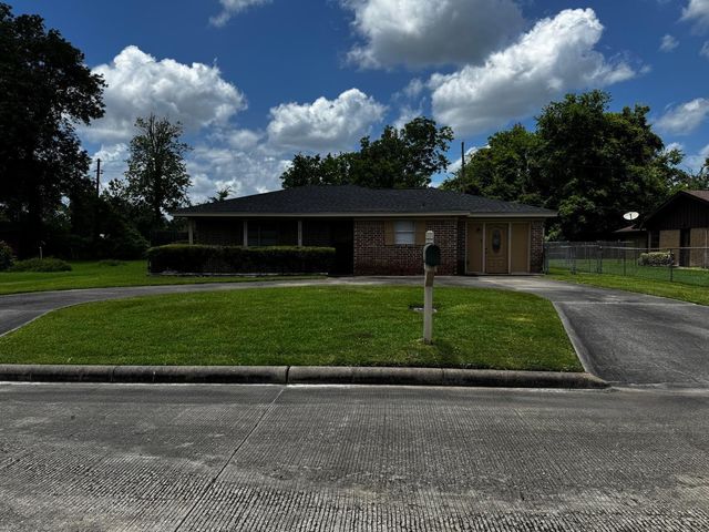 3730 Bowen Drive, Beaumont, TX 77708