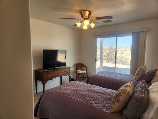 1180 E Bradley Bay Drive, Meadview, AZ 86444