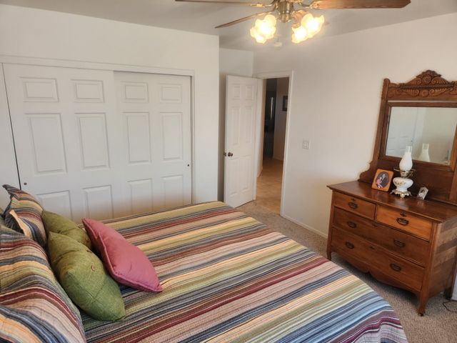 1180 E Bradley Bay Drive, Meadview, AZ 86444