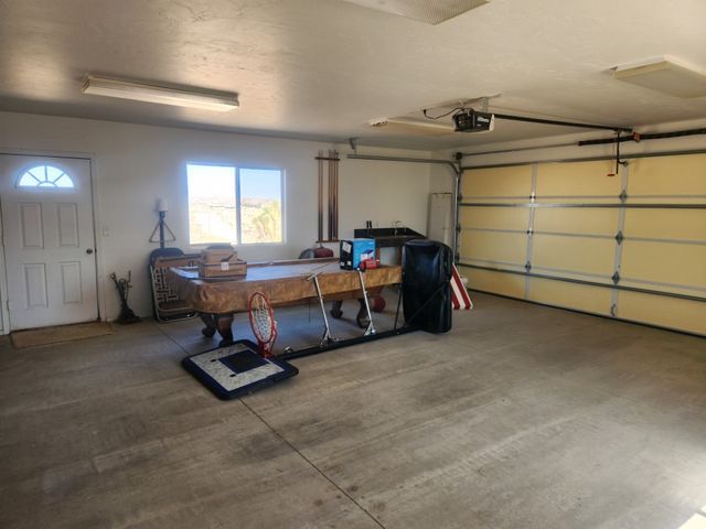 1180 E Bradley Bay Drive, Meadview, AZ 86444