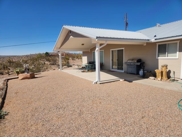 1180 E Bradley Bay Drive, Meadview, AZ 86444