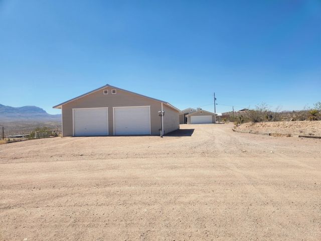 1180 E Bradley Bay Drive, Meadview, AZ 86444