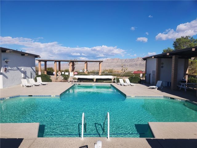 1180 E Bradley Bay Drive, Meadview, AZ 86444