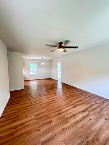 15063 Sniders Highway, Islandton, SC 29929