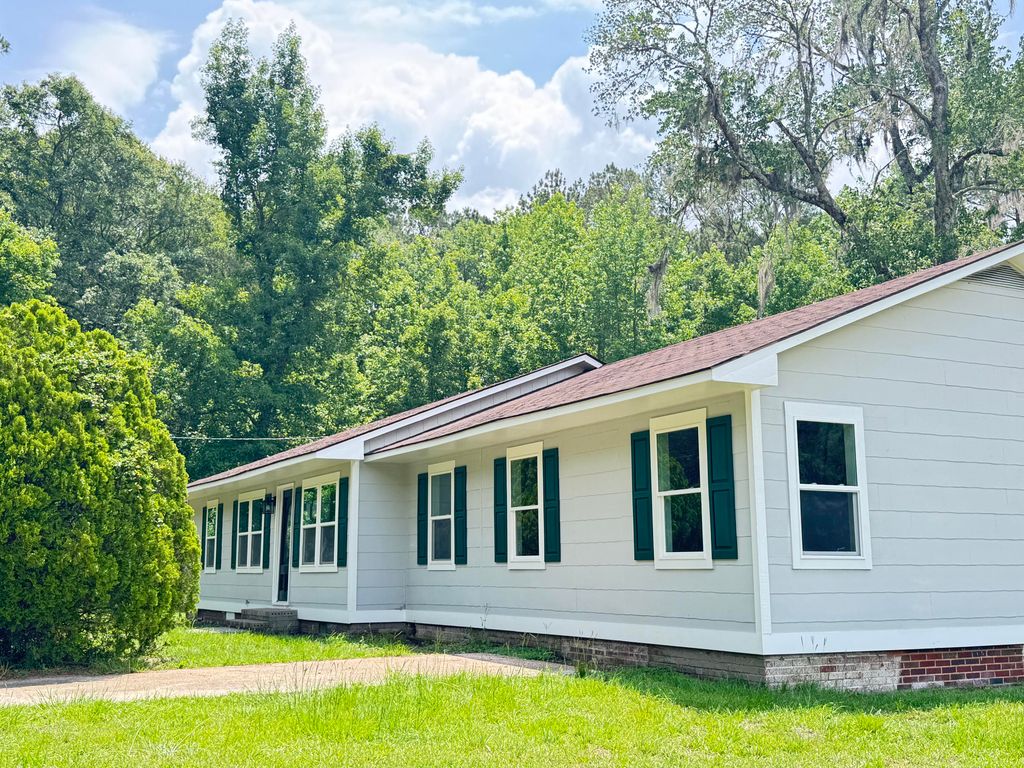 15063 Sniders Highway, Islandton, SC 29929