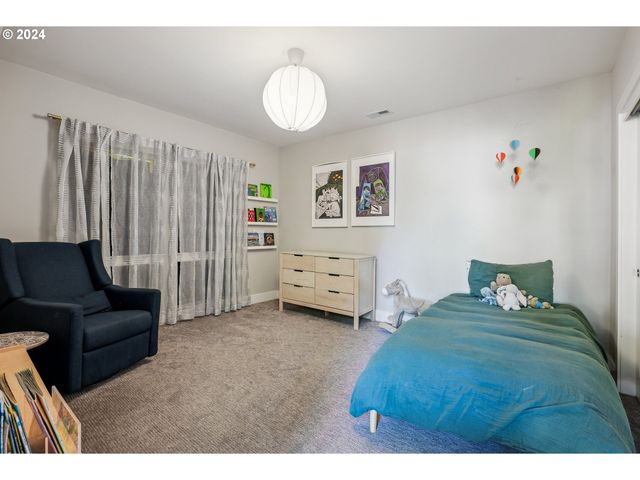 7926 Se 6TH Ave, Portland, OR 97202