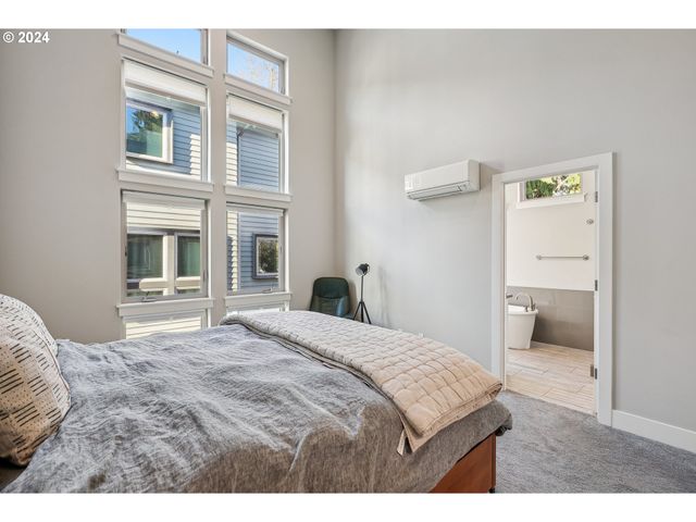 7926 Se 6TH Ave, Portland, OR 97202
