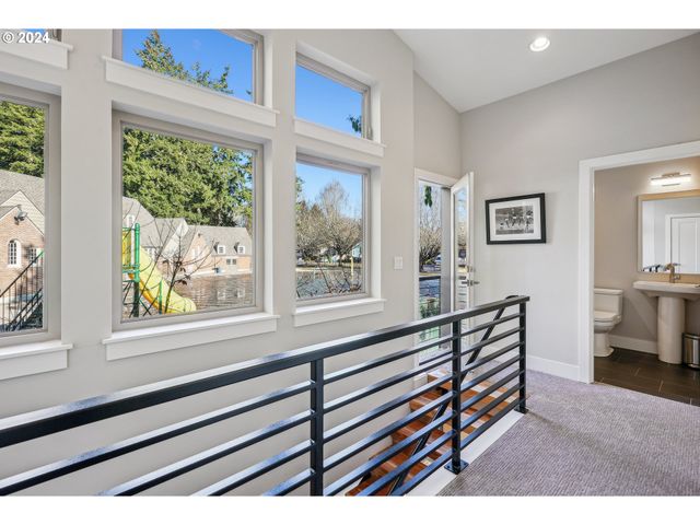 7926 Se 6TH Ave, Portland, OR 97202