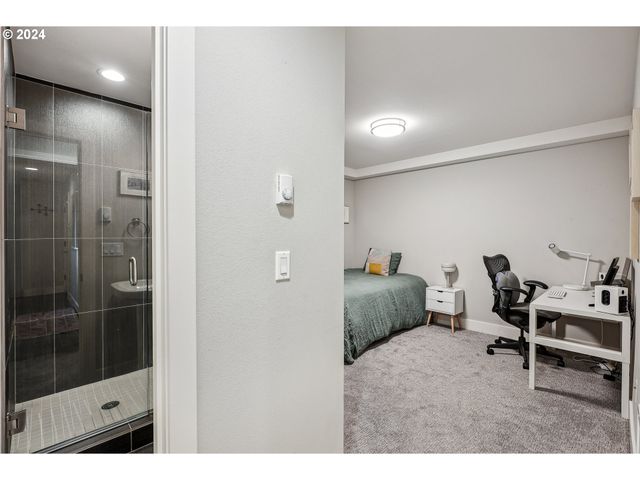 7926 Se 6TH Ave, Portland, OR 97202
