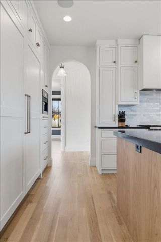 15540 52nd Place N, Plymouth, MN 55446