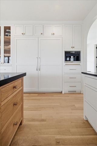 15540 52nd Place N, Plymouth, MN 55446