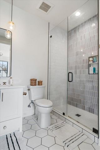 15540 52nd Place N, Plymouth, MN 55446