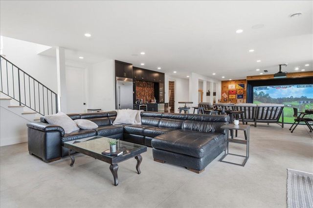 15540 52nd Place N, Plymouth, MN 55446