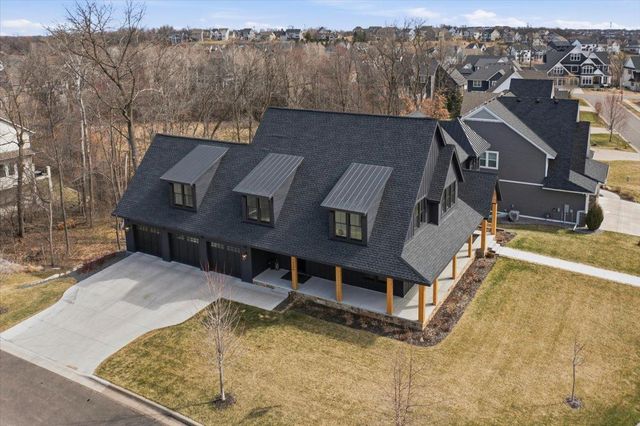 15540 52nd Place N, Plymouth, MN 55446