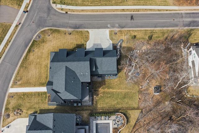 15540 52nd Place N, Plymouth, MN 55446