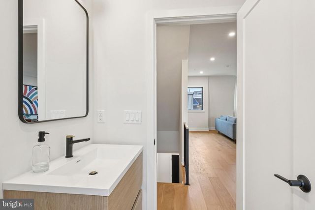 3845 RIDGE AVE, Philadelphia, PA 19132