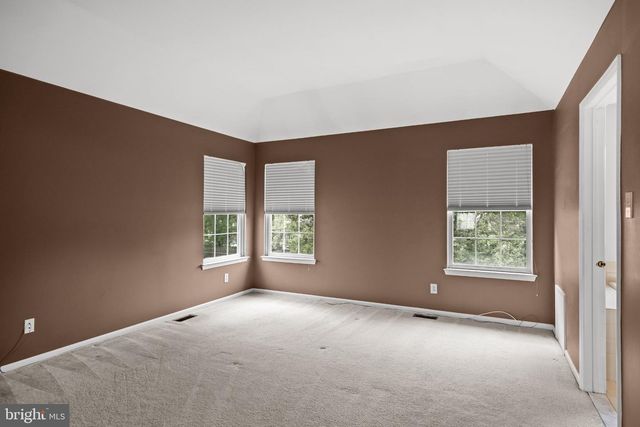 310 SUSSEX CT, Swedesboro, NJ 08085